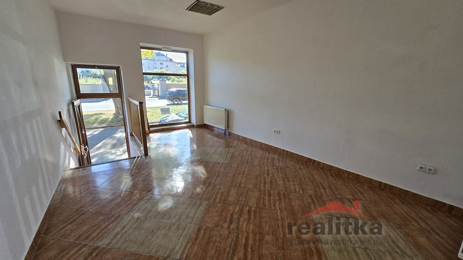 Prodej obchodních prostor 37 m²