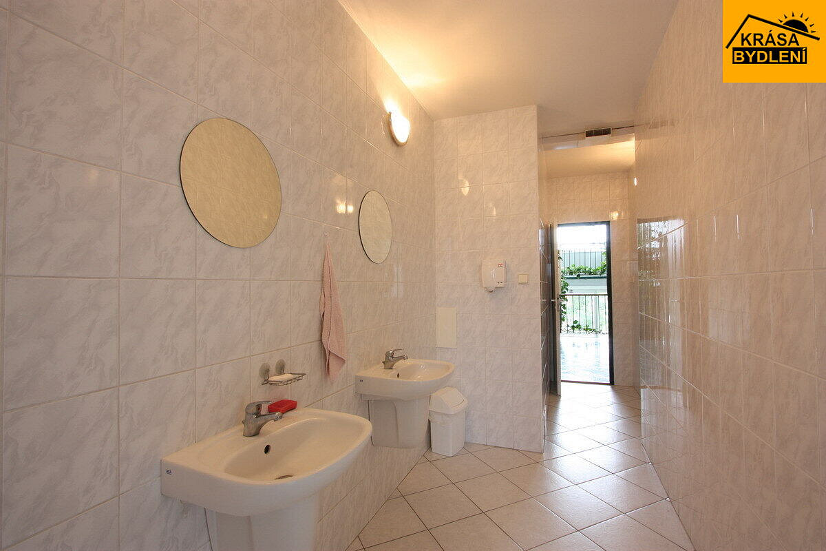 Pronájem kanceláře 17 m² — photo 4