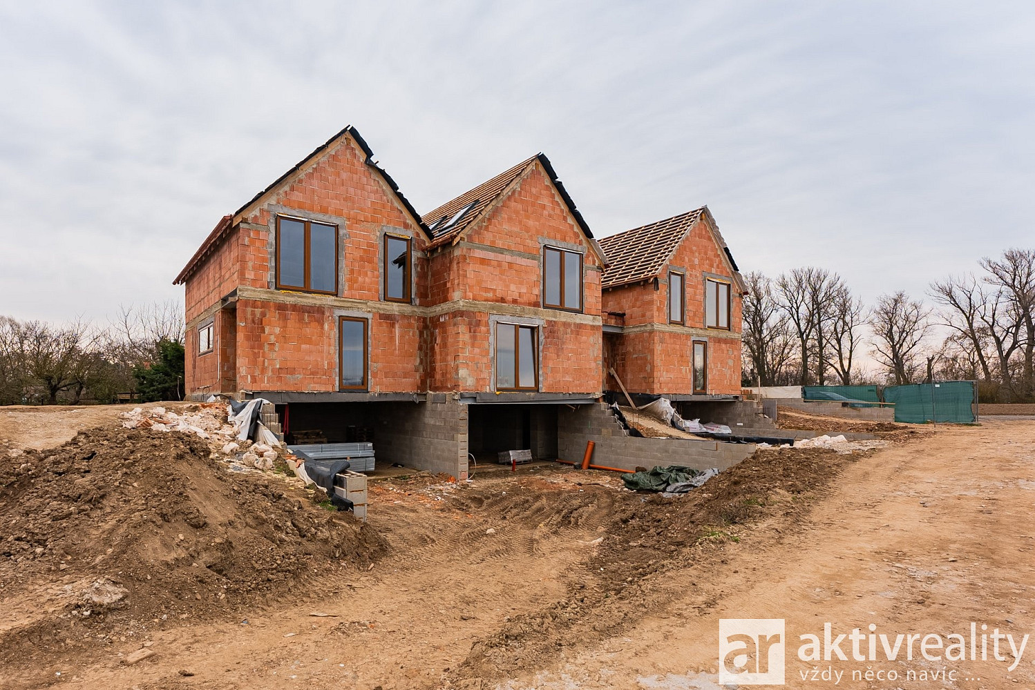 Prodej domu 197 m² s pozemkem 213 m²