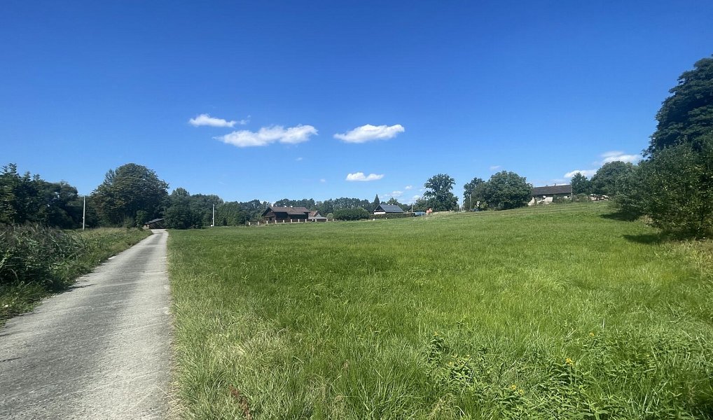Prodej stavebního pozemku 1 426 m², Albrechtice – náhled fotky 4