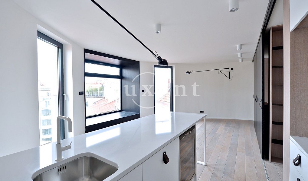 Pronájem bytu 2+kk 60 m², Praha – náhled fotky 8