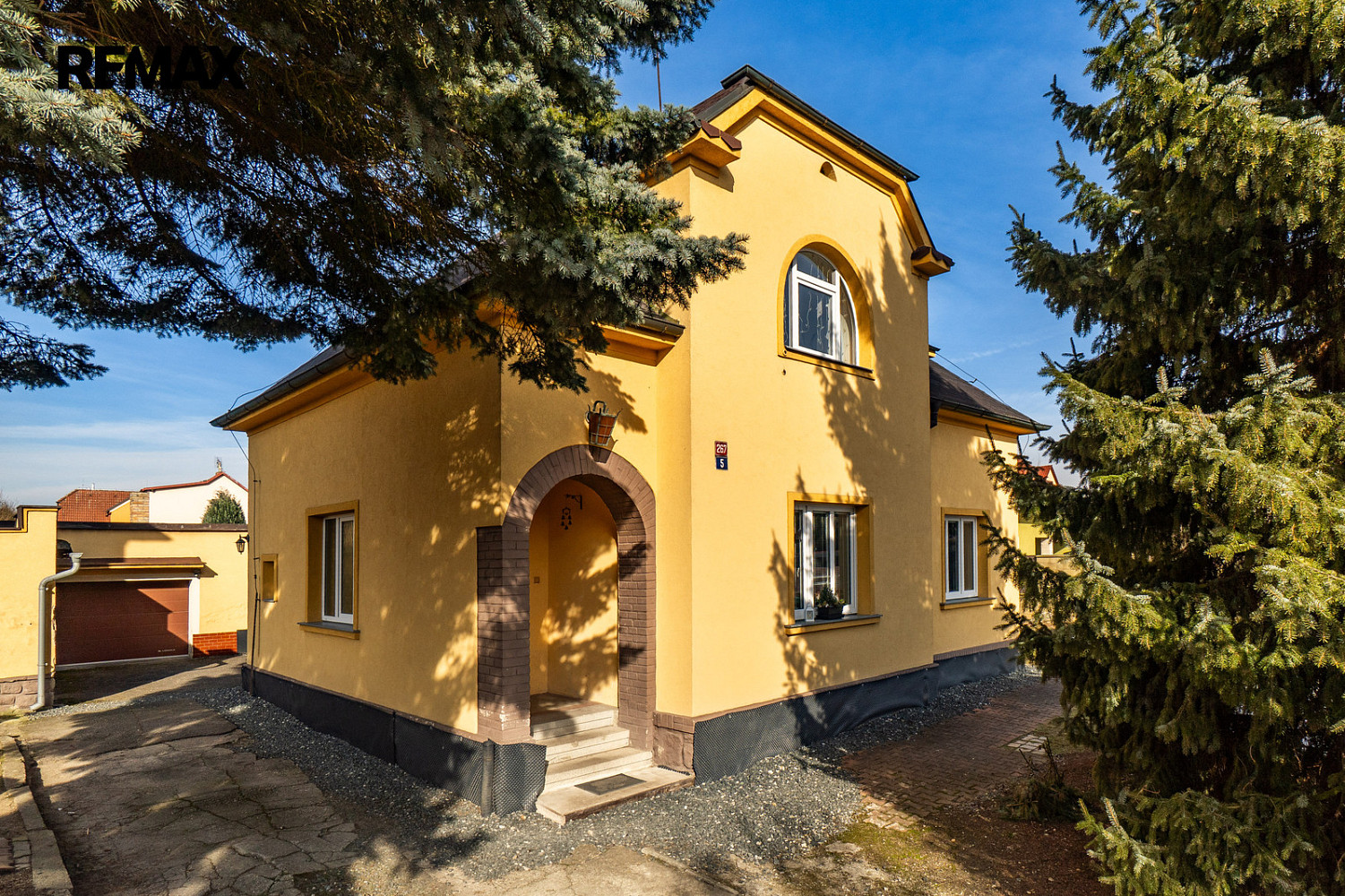 Prodej domu 163 m² s pozemkem 1 205 m²