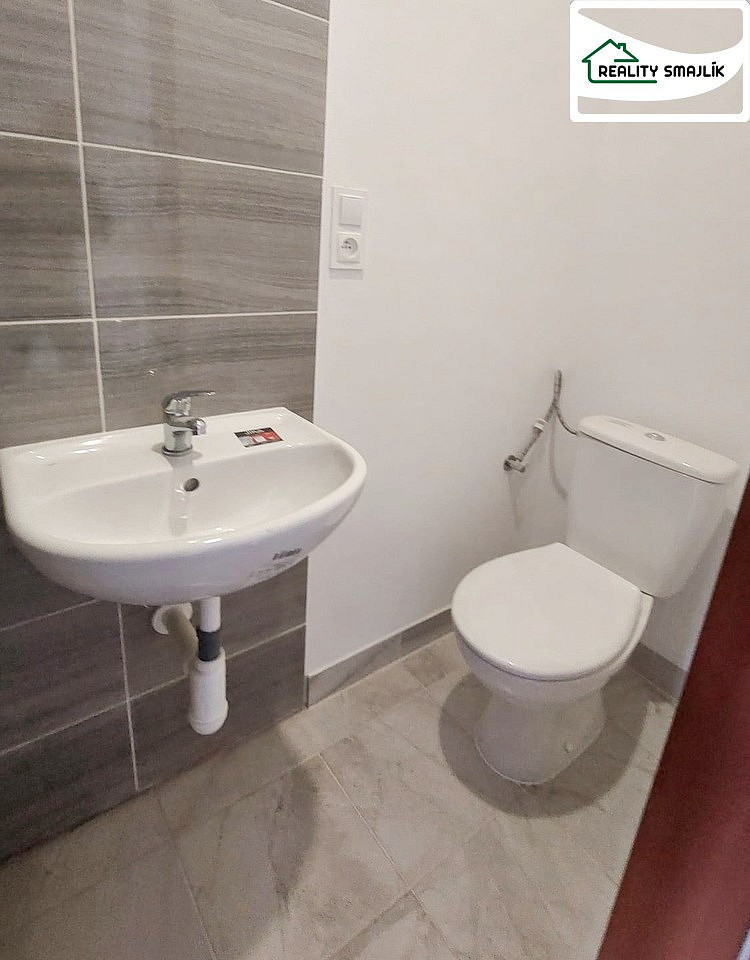 Pronájem bytu 1+kk 20 m² – fotografie 5