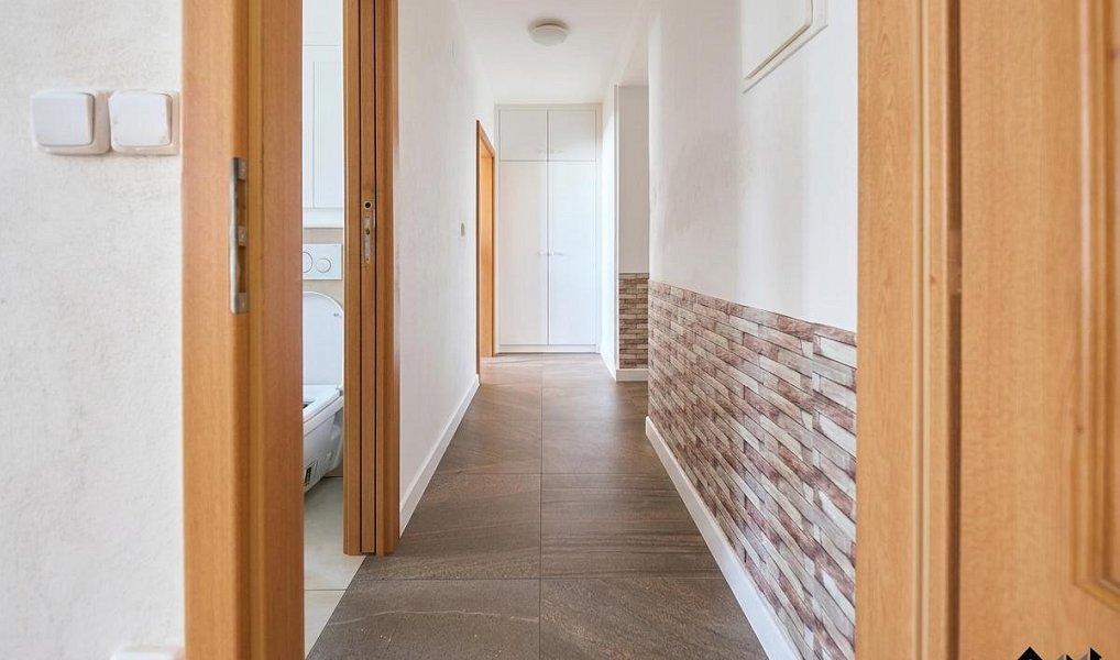 Pronájem bytu 2+1 61 m², Velké Opatovice – náhled fotky 9