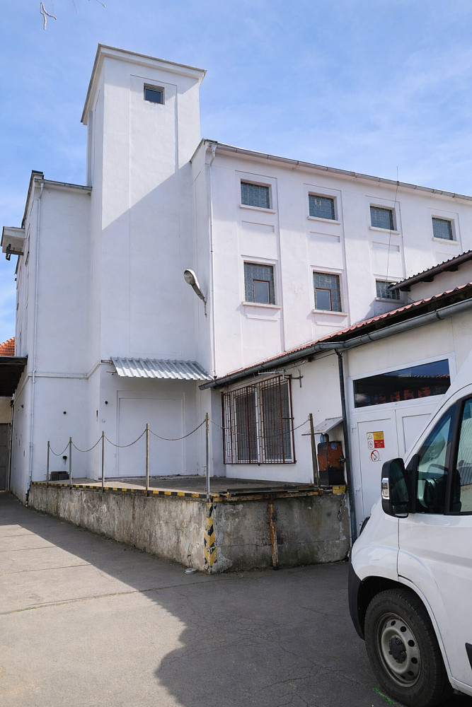 Pronájem skladovacích prostor 1 787 m² — photo 2