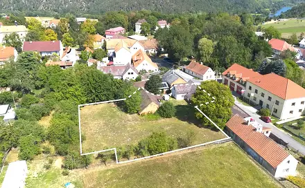 Prodej domu 78 m² s pozemkem 1 968 m², Zvíkovec, okres Rokycany
