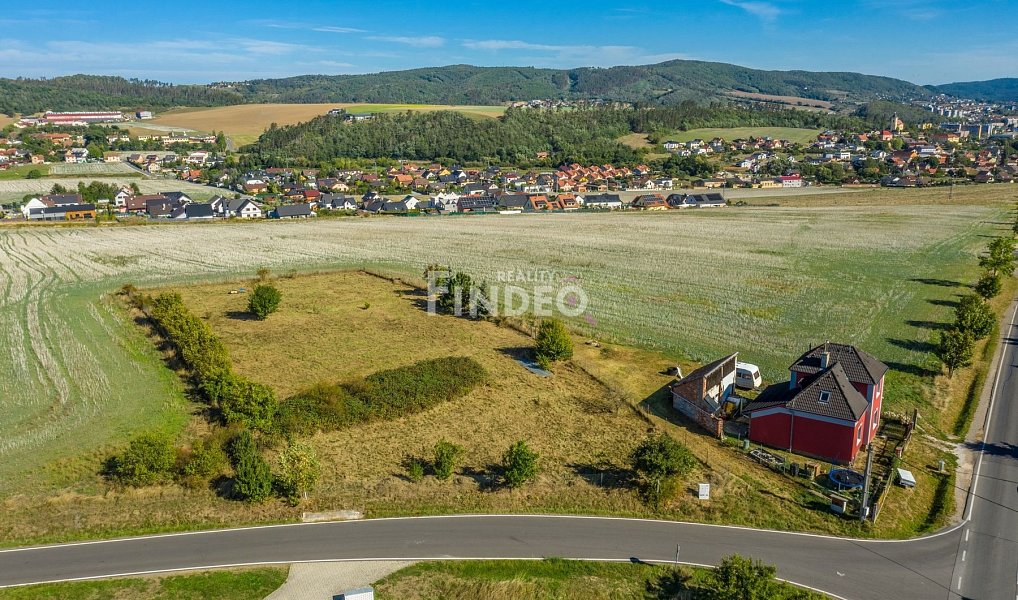 Prodej stavebního pozemku 3 455 m², Králův Dvůr – náhled fotky 6