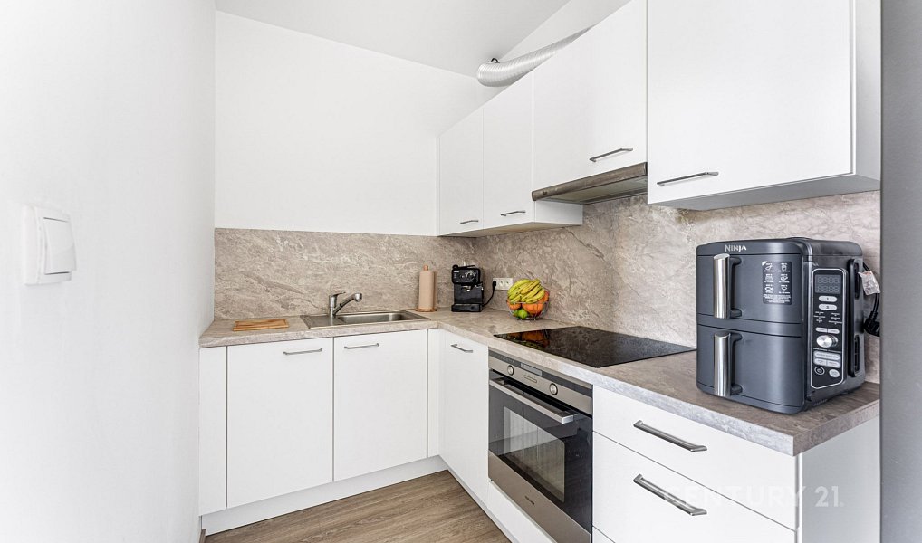 Prodej bytu 1+kk 38 m², Praha – náhled fotky 7