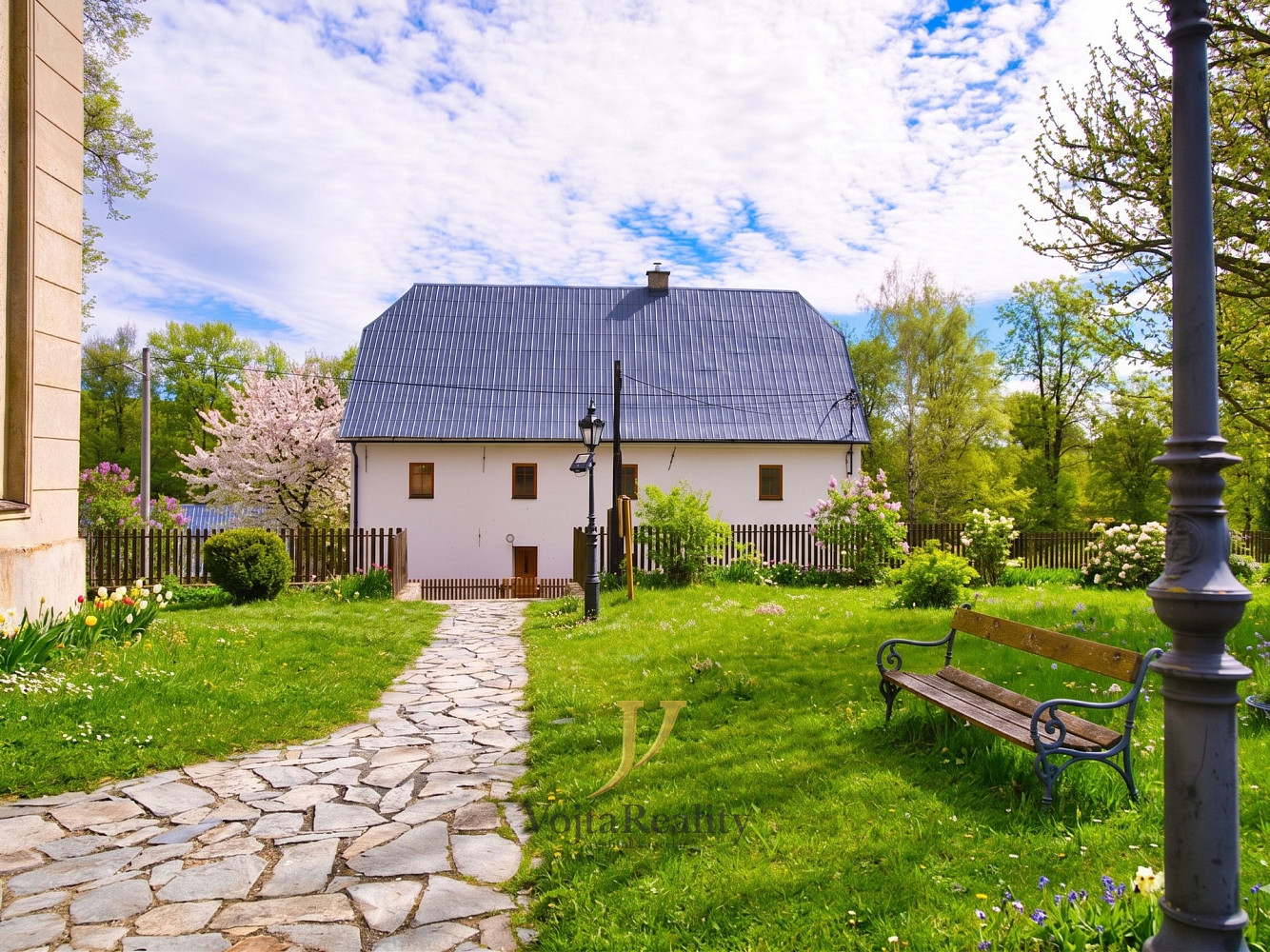 Prodej ubytovacího objektu 280 m² — photo 2