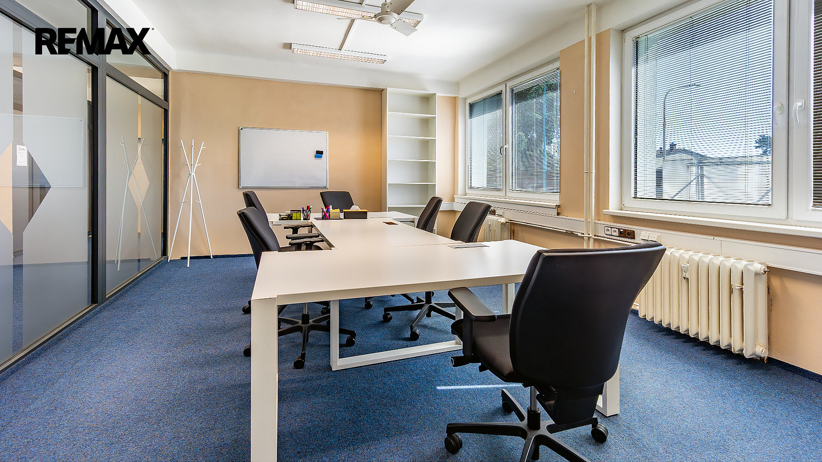 Pronájem kanceláře 350 m² — photo 3