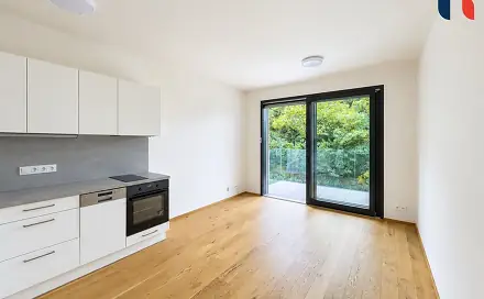 Pronájem bytu 1+kk 37 m², Československého exilu, Praha 4 - Modřany