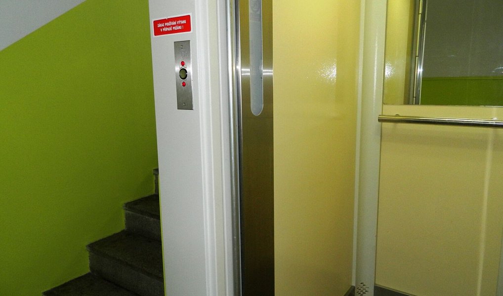 Prodej bytu 2+1 64 m², Cheb – náhled fotky 20