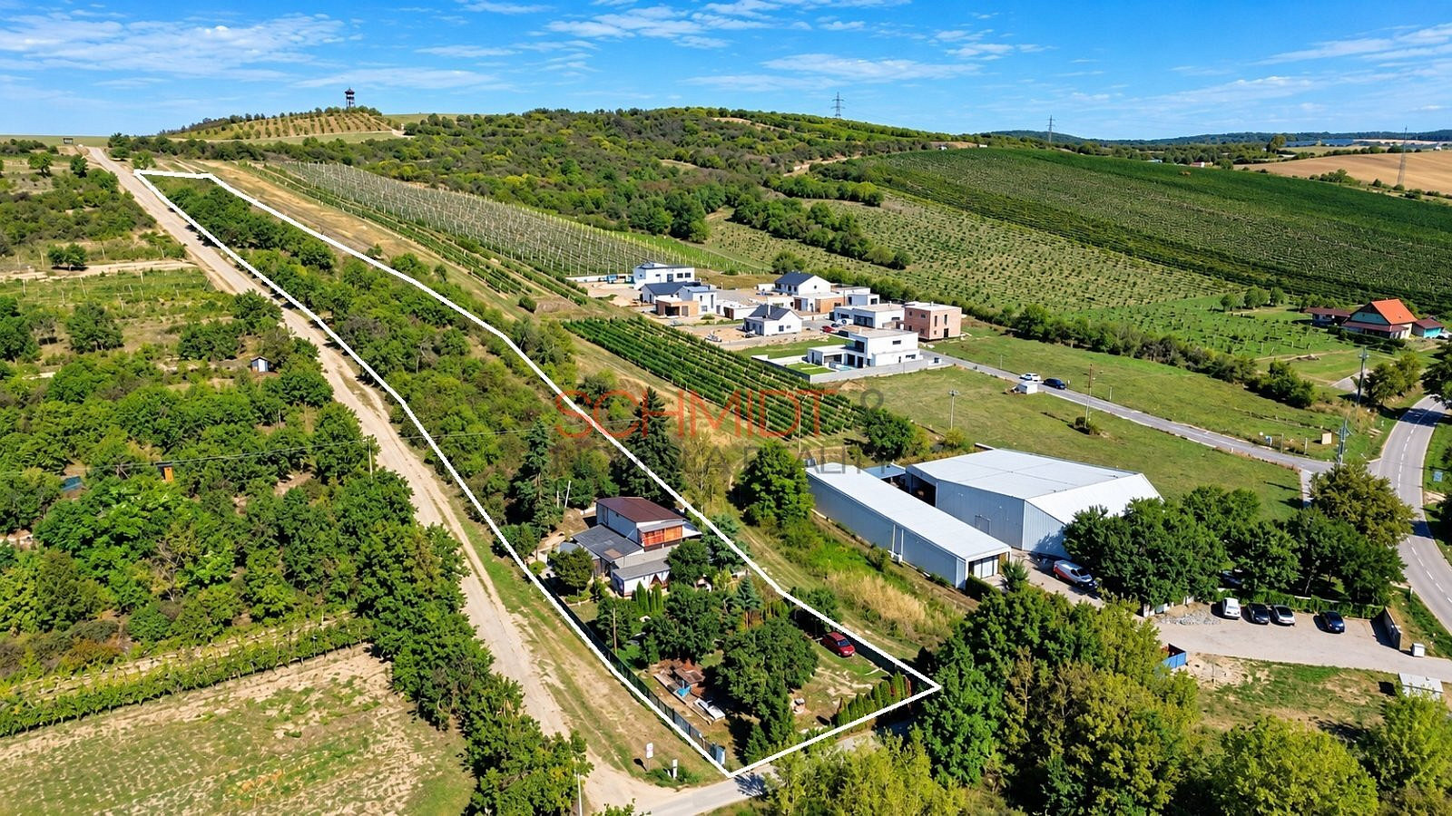 Prodej stavebního pozemku 7 968 m²