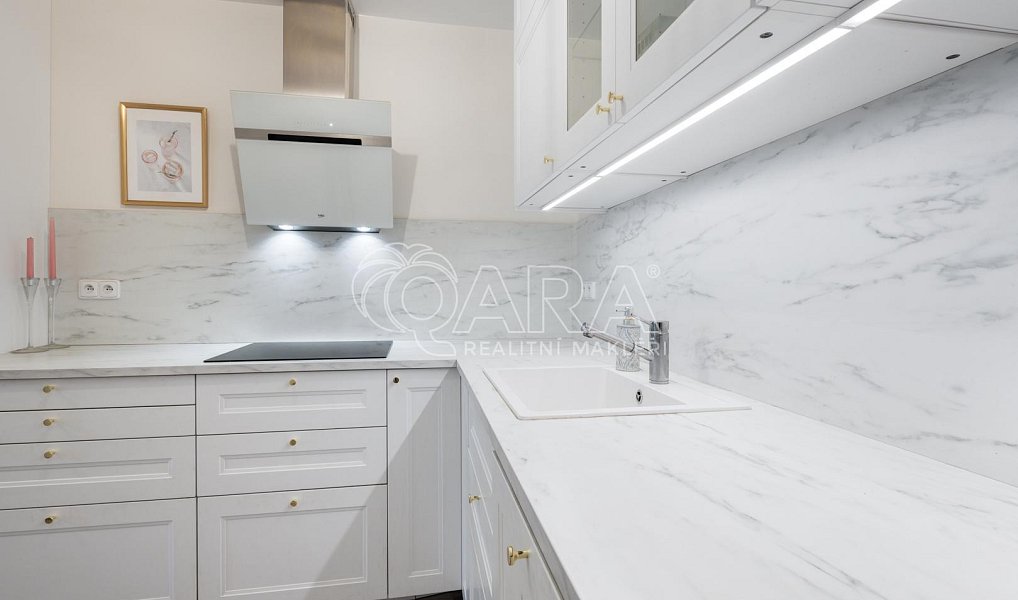 Pronájem bytu 3+kk 83 m², Praha – náhled fotky 9