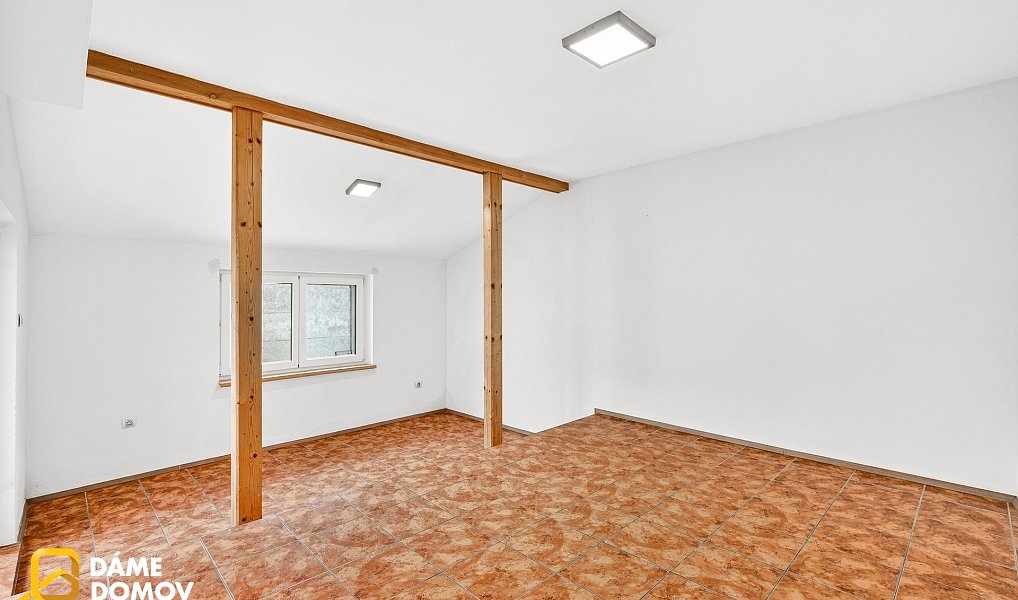 Prodej domu 225 m² s pozemkem 2 037 m², Březolupy – náhled fotky 31