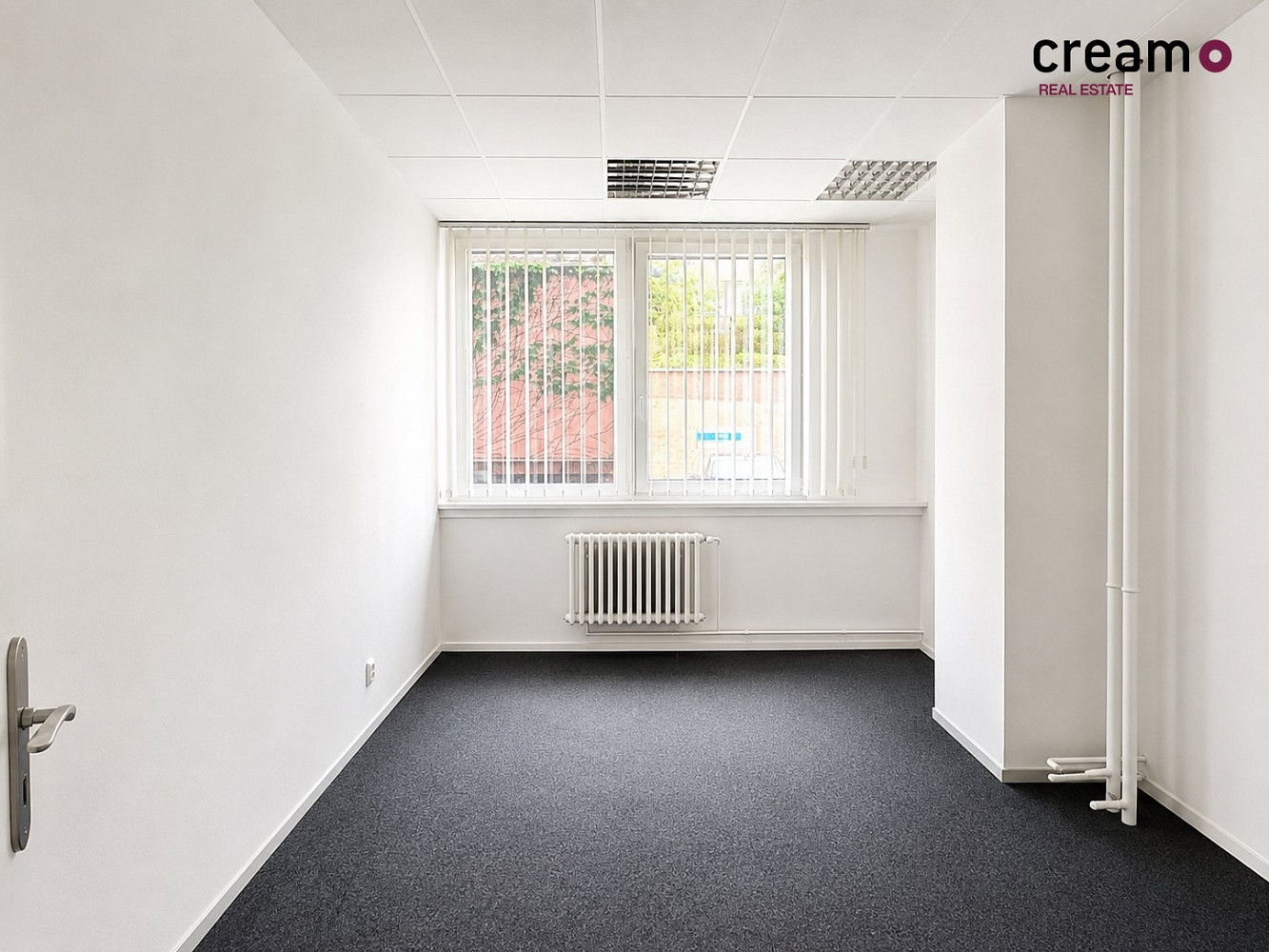 Pronájem kanceláře 16 m² – fotografie 4