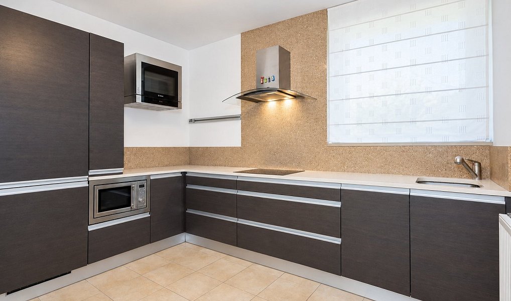 Pronájem bytu 4+kk 120 m², Husinec – náhled fotky 5