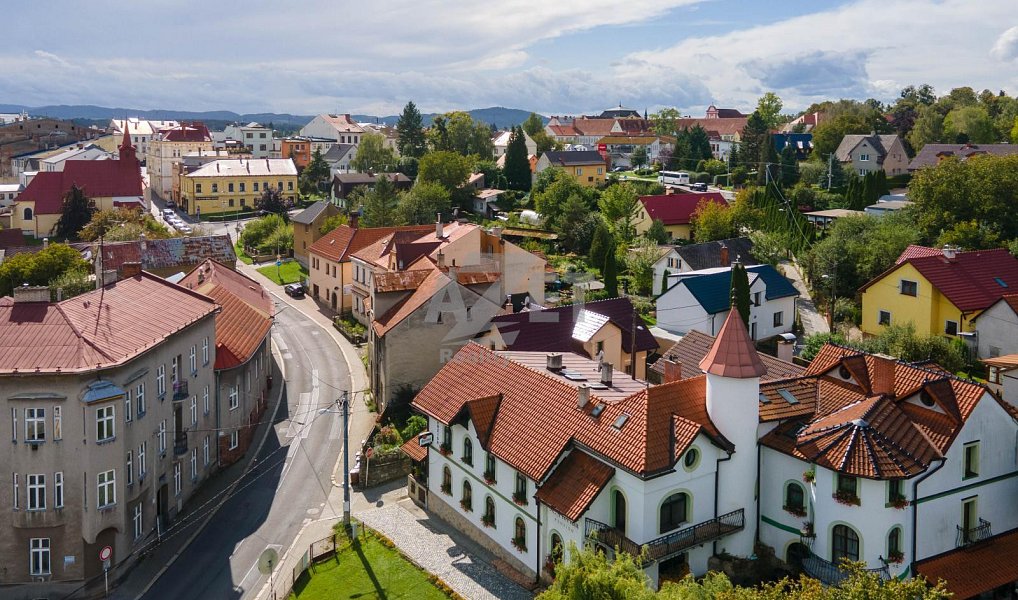 Prodej ubytovacího objektu 1 604 m², Příbor – náhled fotky 36