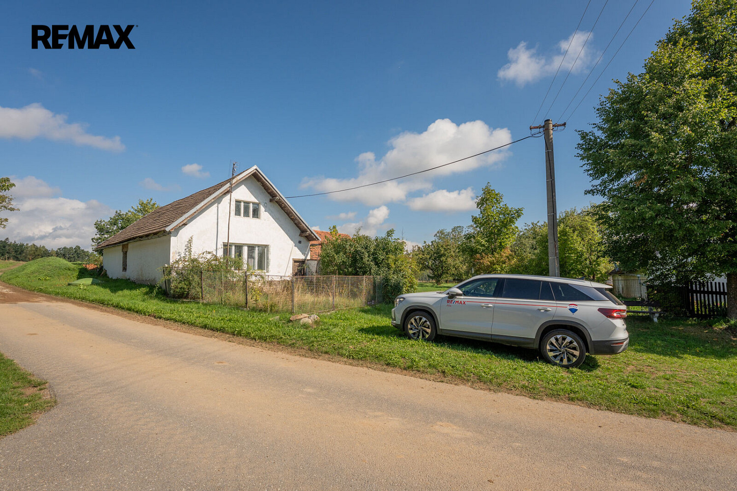 Prodej domu 222 m² s pozemkem 2 923 m²