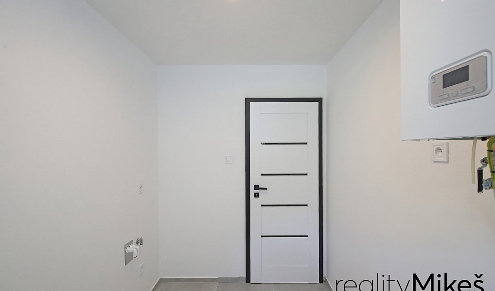 Pronájem bytu 3+kk 62 m², Liberec – náhled fotky 16