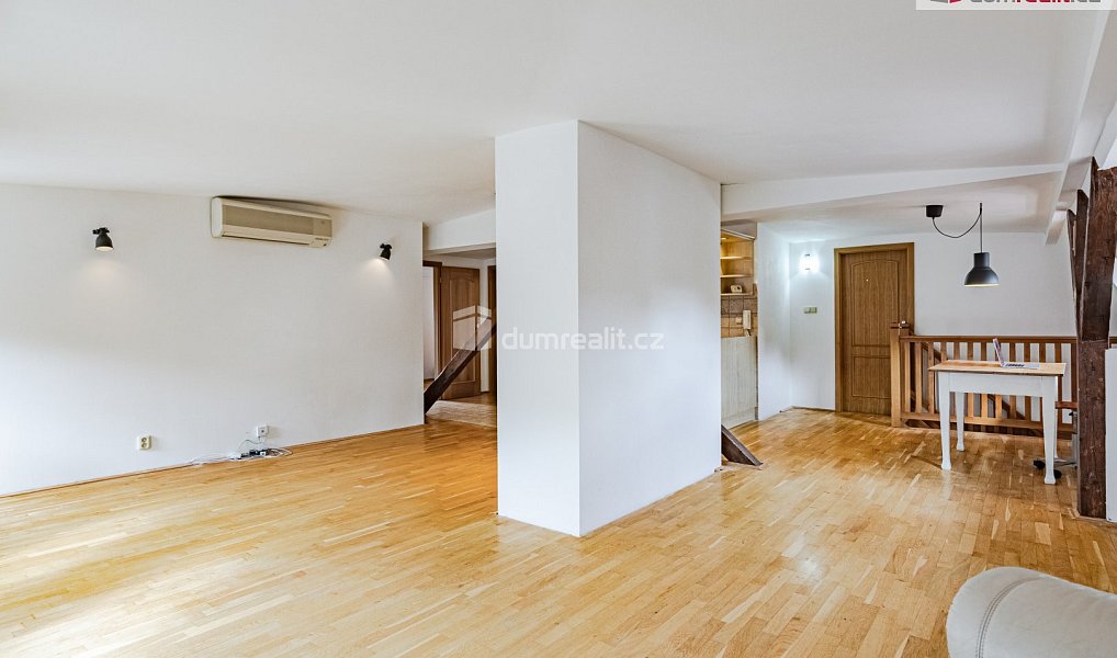 Prodej bytu 3+kk 100 m², Karlovy Vary – náhled fotky 5