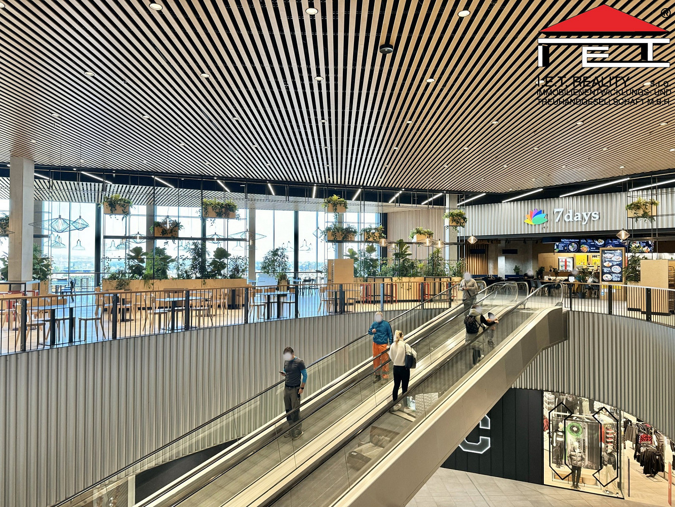 Pronájem obchodního prostoru, 68 m² - Brno OC Futurum – pohled 2