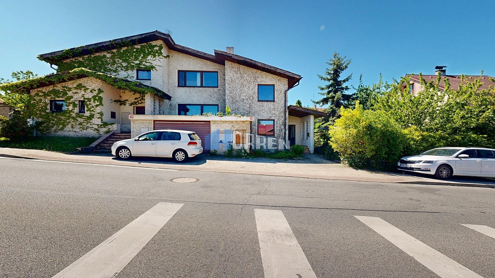 Prodej domu 250 m² s pozemkem 566 m² – fotografie 2