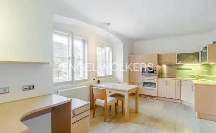 Pronájem bytu 2+kk 62 m², Újezd, Praha 1 - Malá Strana