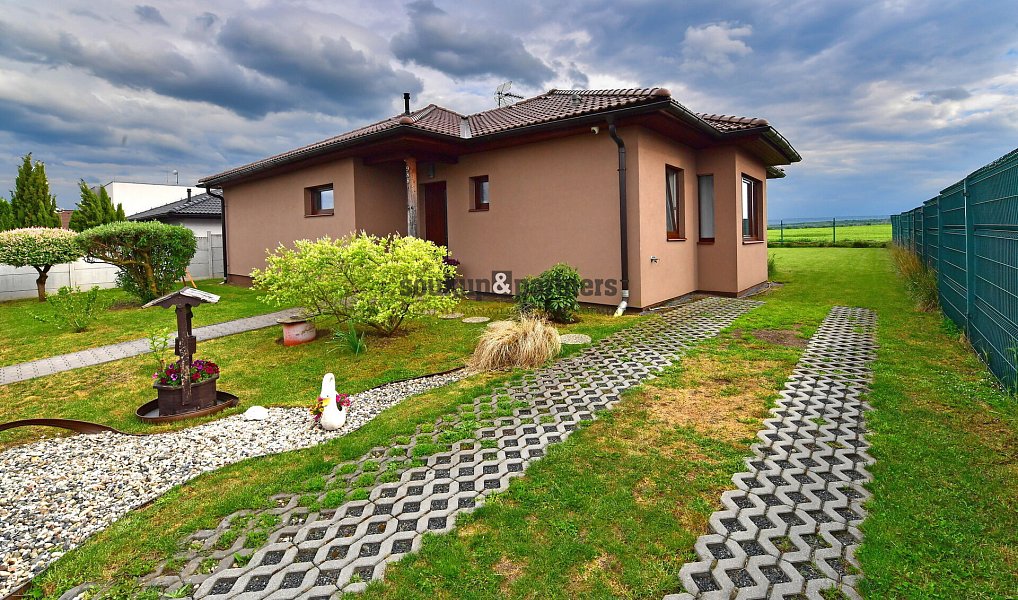 Prodej domu 97 m² s pozemkem 627 m², Bašť – náhled fotky 7