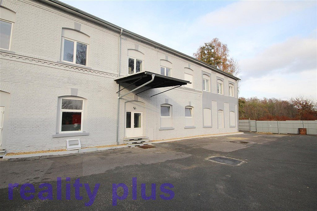 Pronájem skladovacích prostor 450 m² – fotografie 4