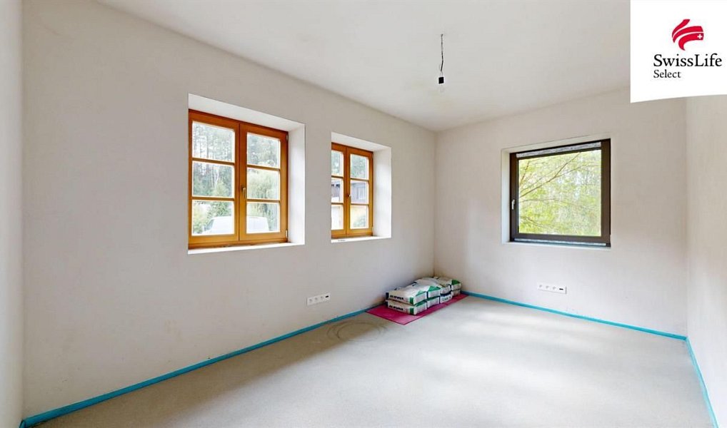 Prodej domu 244 m² s pozemkem 1 097 m², Trnová – náhled fotky 9