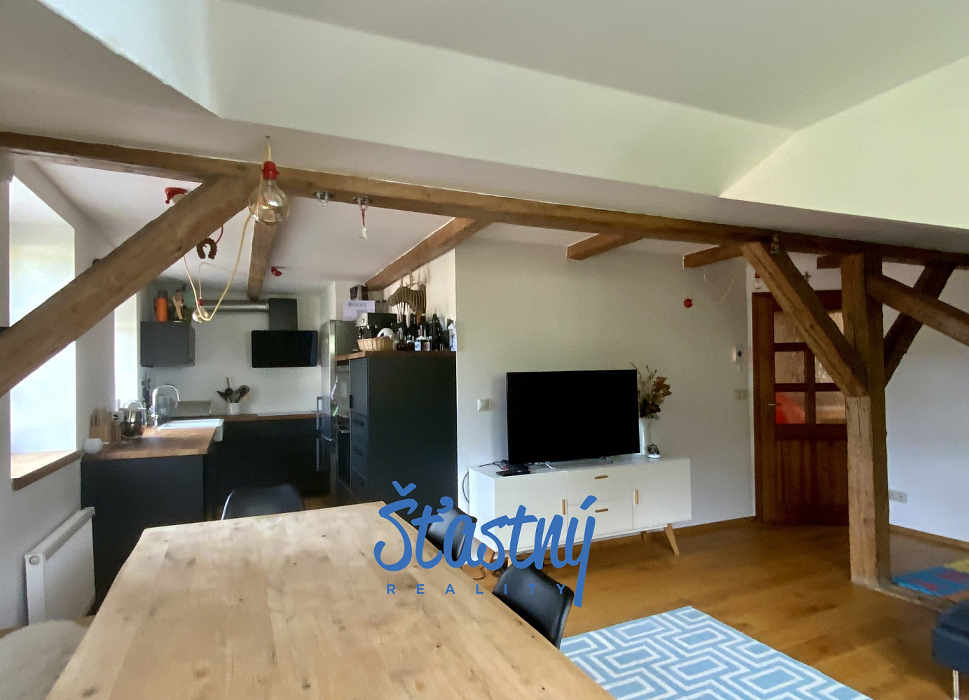 Prodej bytu atypického 78 m² – fotografie 2