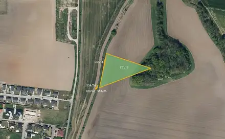 Prodej pole 7 419 m², Třebosice, okres Pardubice