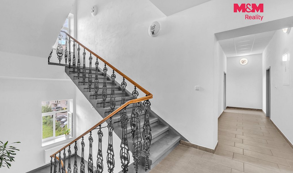 Pronájem kanceláře 136 m², Jičín – náhled fotky 9