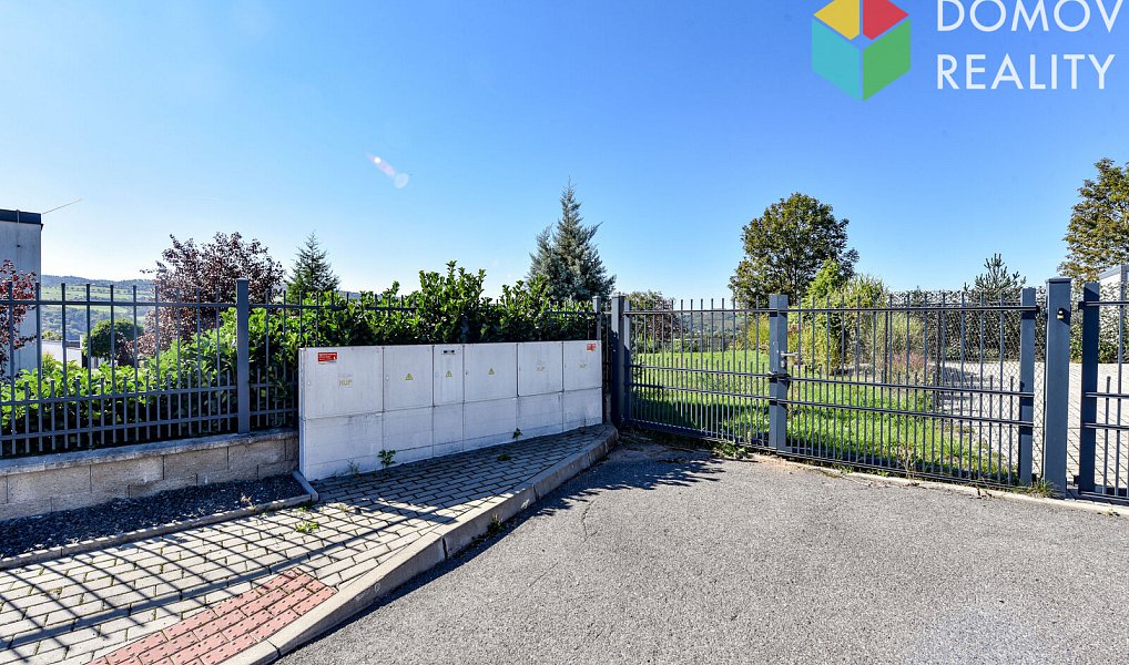 Prodej stavebního pozemku 1 390 m², Hýskov – náhled fotky 2