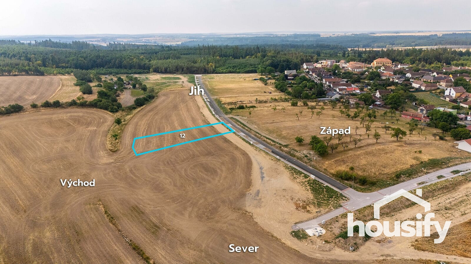 Prodej stavebního pozemku 1 629 m² – fotografie 3