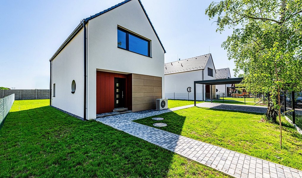 Prodej domu 119 m² s pozemkem 608 m², Praha – náhled fotky 2