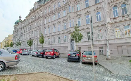 Pronájem bytu 3+1 96 m², náměstí Republiky, Znojmo