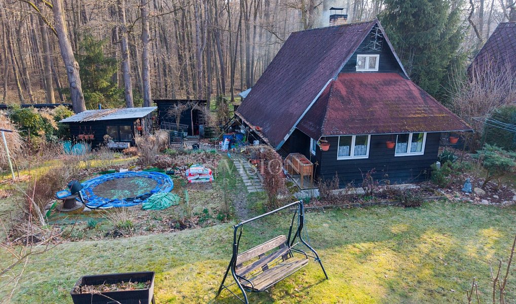 Prodej chaty/chalupy 36 m² s pozemkem 415 m², Hluboká nad Vltavou – fotka 1 z 23