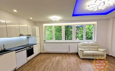 Pronájem bytu 2+kk 43 m²