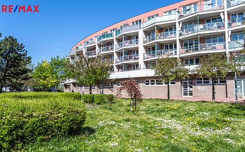 Prodej bytu 2+1 83 m², náměstí Plukovníka Vlčka, Praha 9 - Černý Most