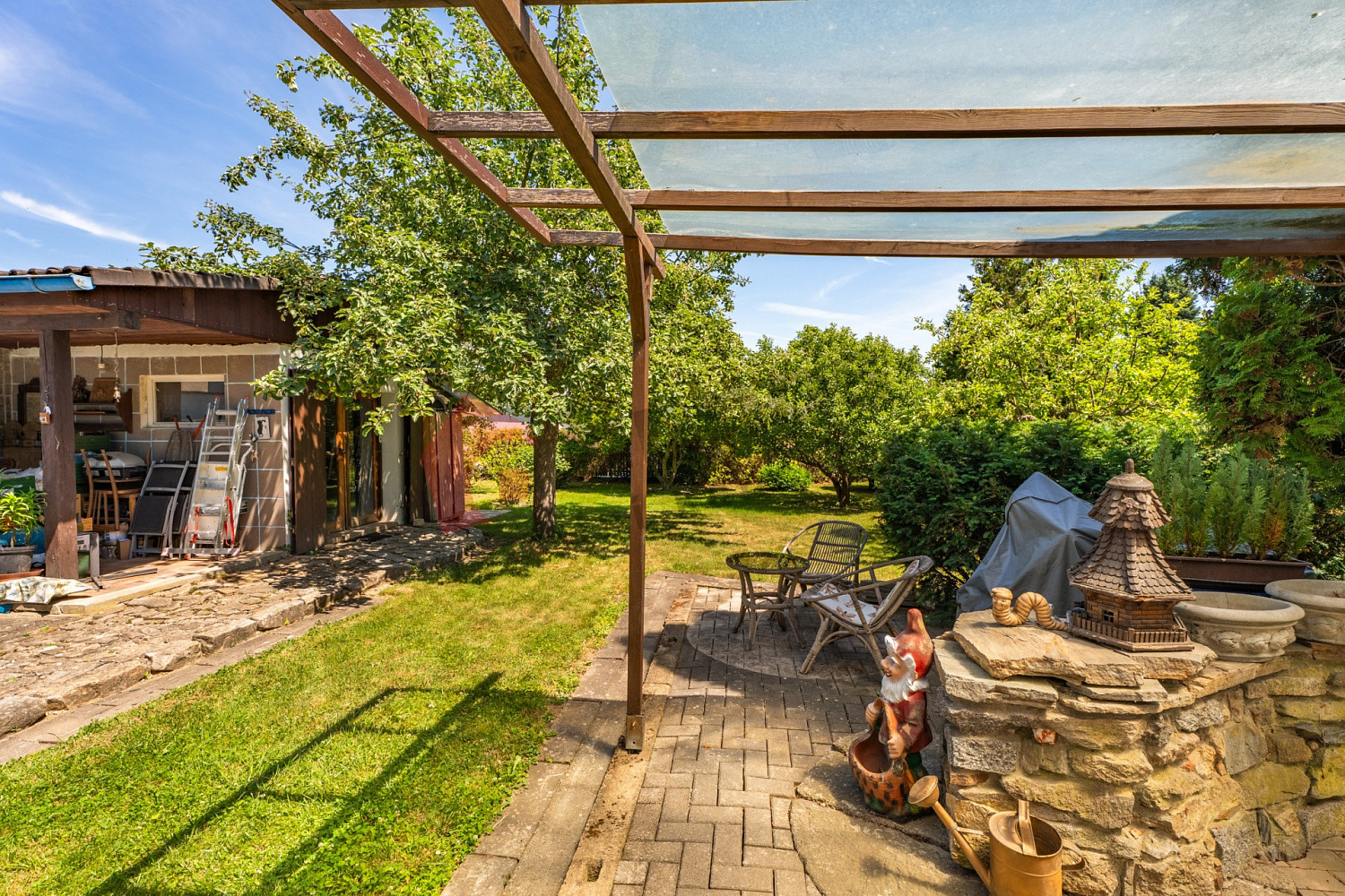 Prodej domu 180 m² s pozemkem 586 m²