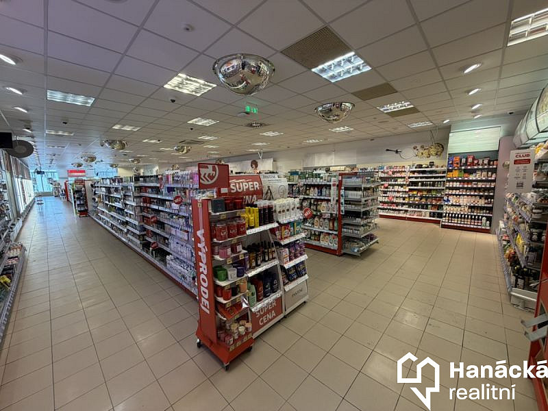 Pronájem, Obchodní prostor, 470m², Hranice – další