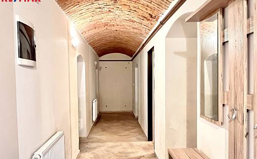 Pronájem komerčního objektu (jiného typu) 95 m², Bulharská, Karlovy Vary