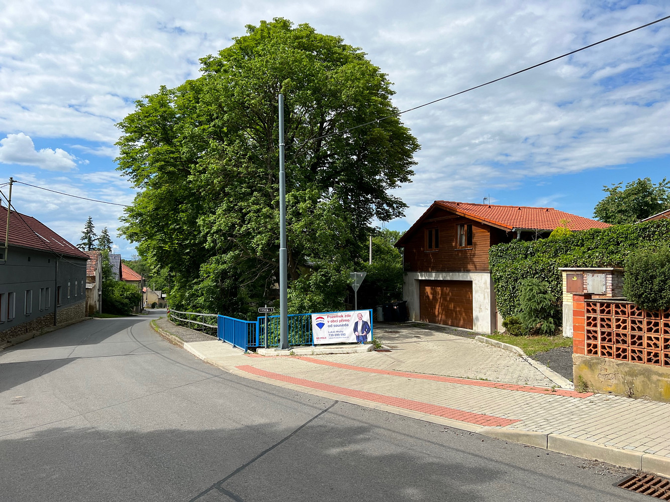Prodej stavebního pozemku 1 774 m², Svinaře