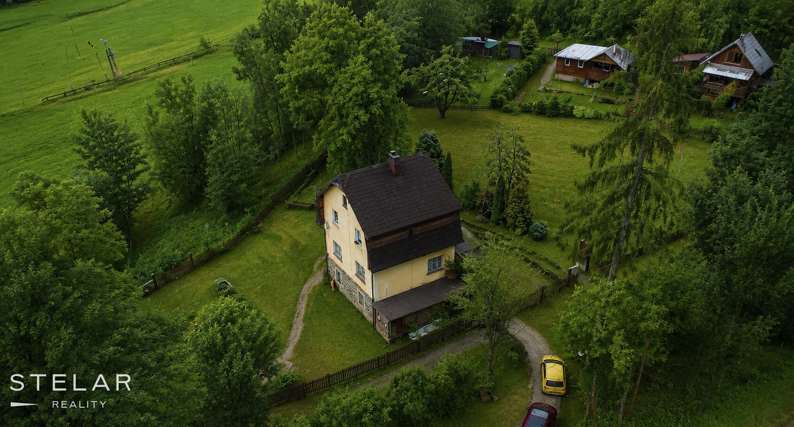 Prodej domu 400 m² s pozemkem 1 843 m²