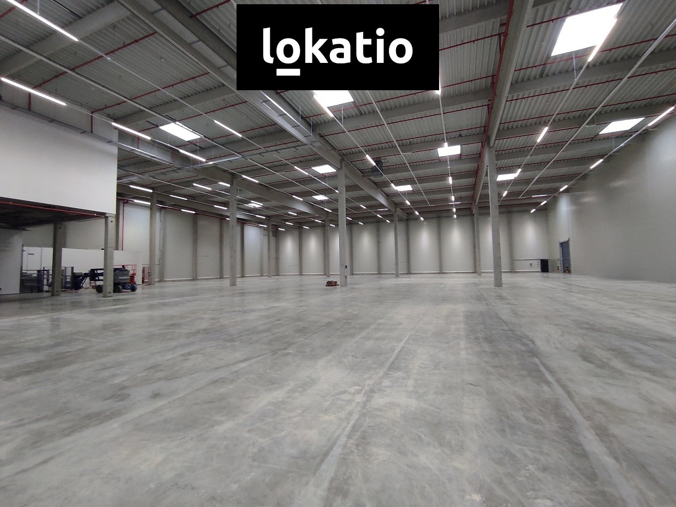 Pronájem skladovacích prostor 3 858 m²