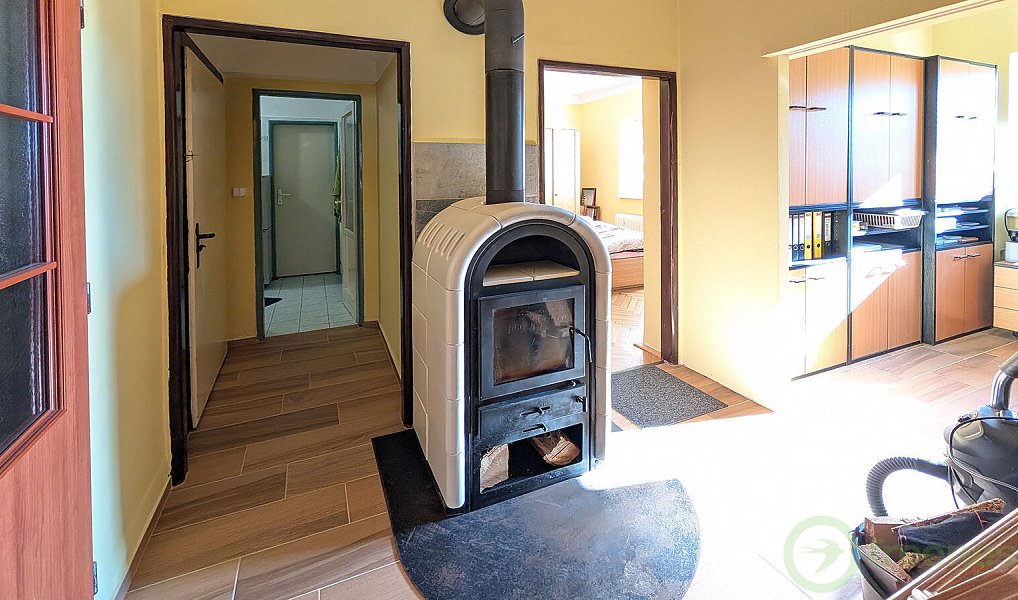 Prodej domu 216 m² s pozemkem 2 040 m², Dobřenice – náhled fotky 12