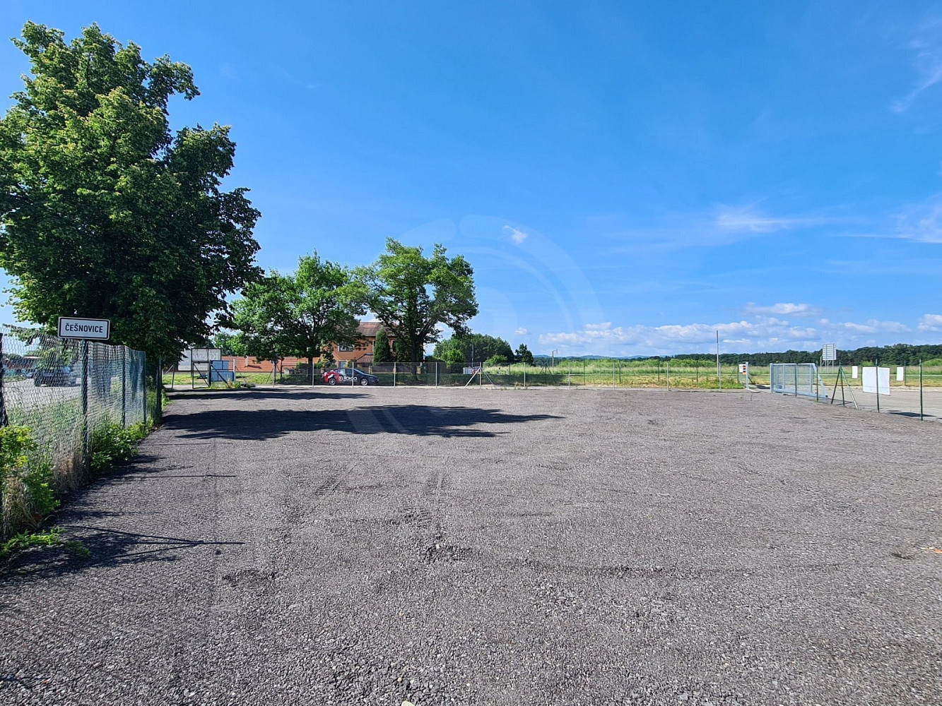 Pronájem komerčního objektu (jiného typu) 1 000 m² – fotografie 4