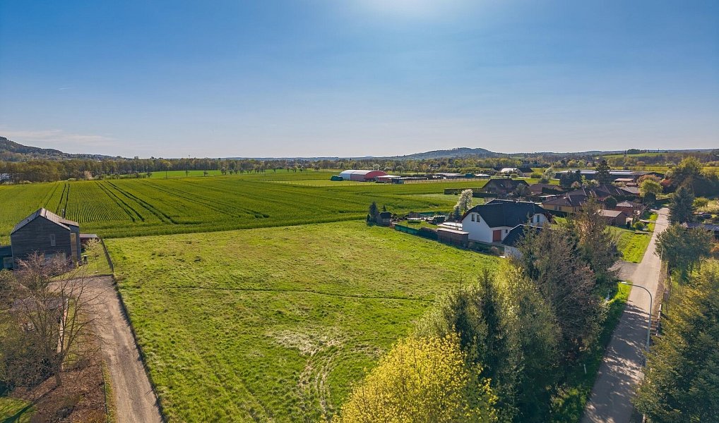 Prodej stavebního pozemku 871 m², Žďár – náhled fotky 4